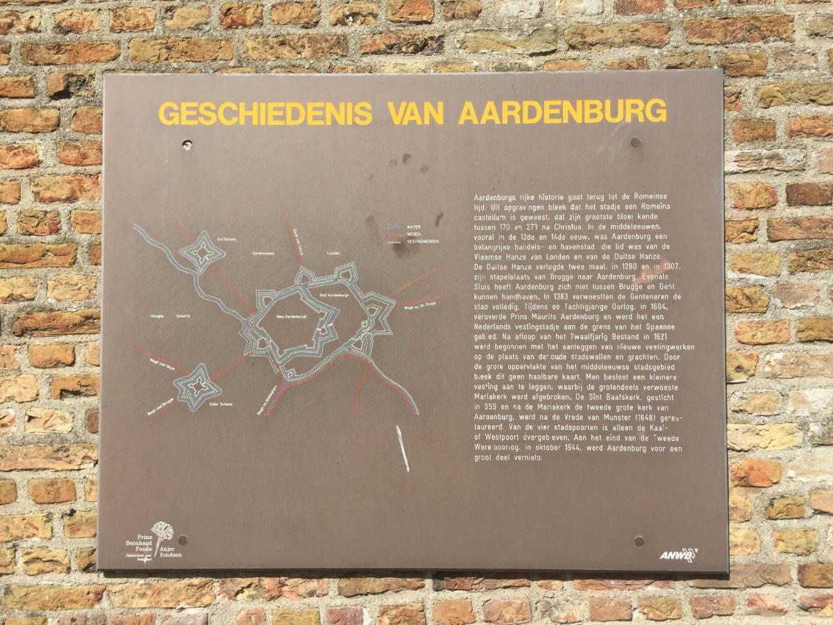 Residence De Kaaipoort Appartementen Aardenburg Eksteriør bilde